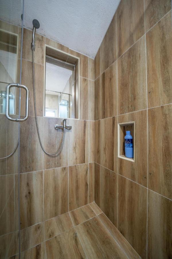 Apartman Anja Risan Esterno foto